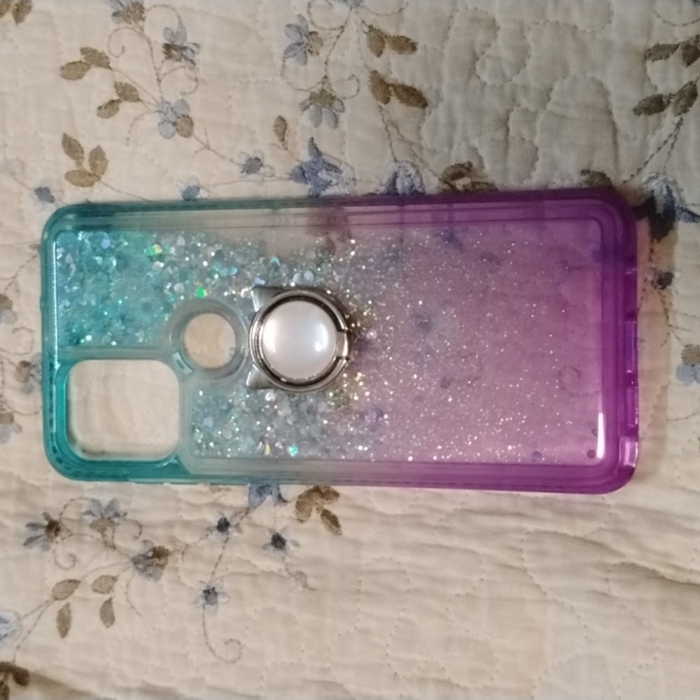 Cell phone case never been used